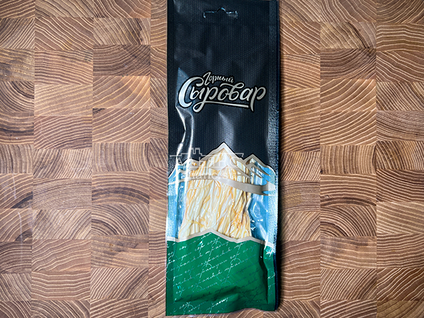 Сыр 60 гр ГОРНЫЙ СЫРОВАР (Паутинка копчёная) в Егорьевске