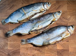 Арахис со вкусом паприки: Пелядь вяленая крупная потрошеная